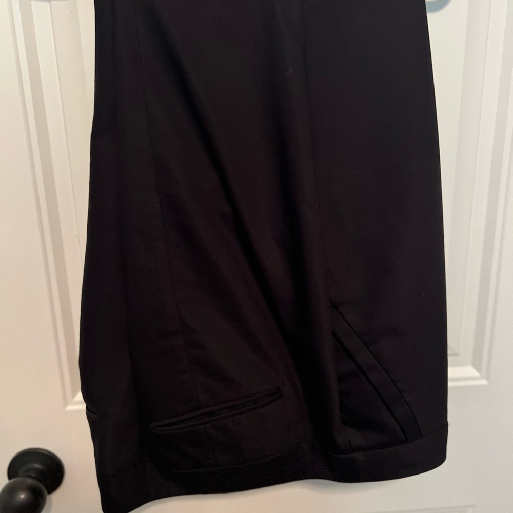 Chico's So Slimming Black Pants Size 2.5, front zipper